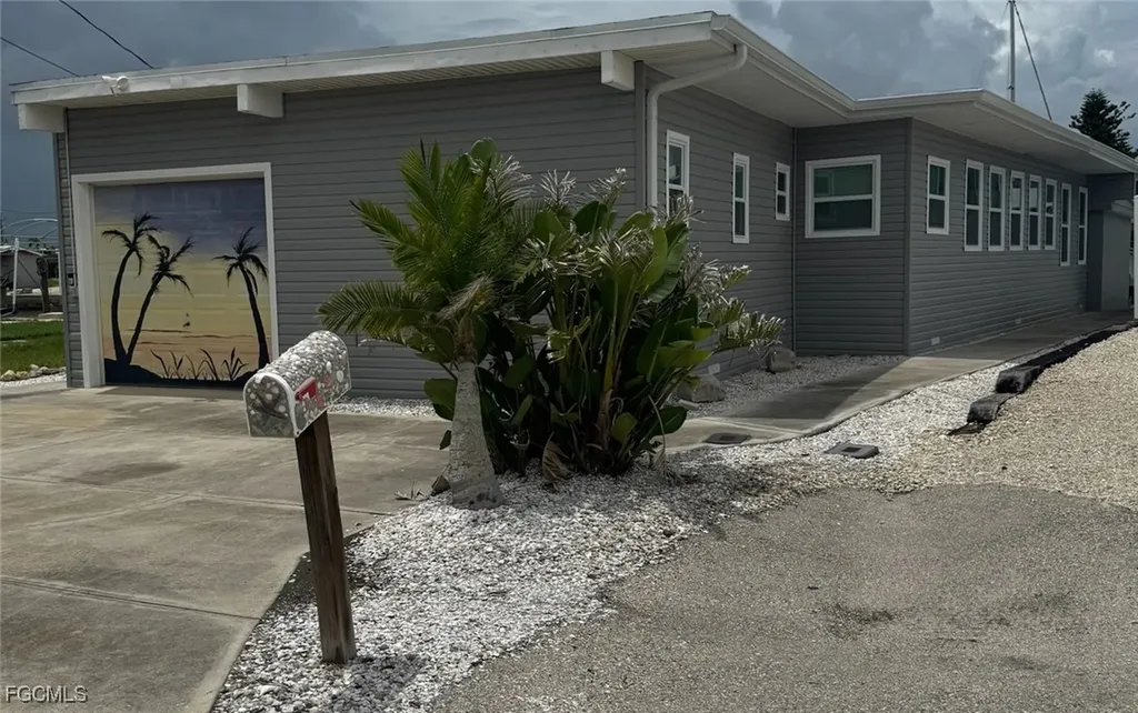 3827 Coconut Drive St. James City FL 33956