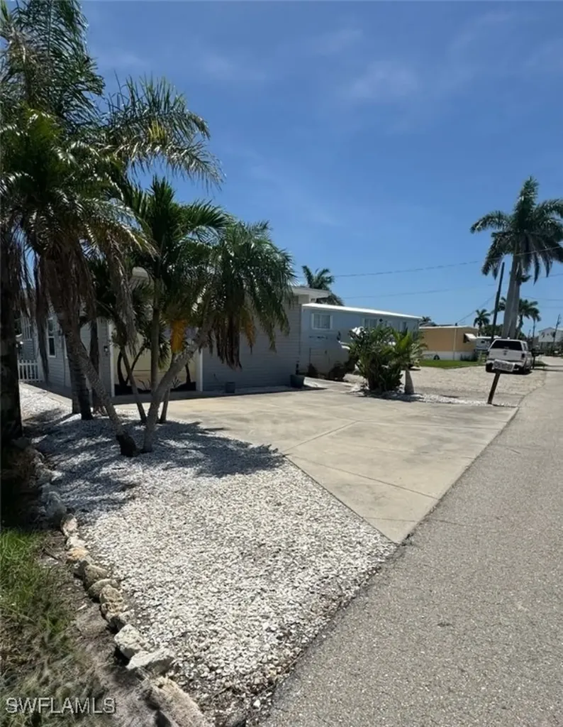 3827 Coconut Drive St. James City FL 33956