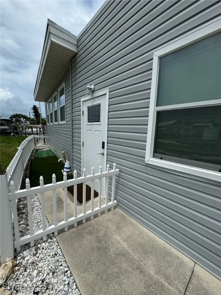 3827 Coconut Drive St. James City FL 33956