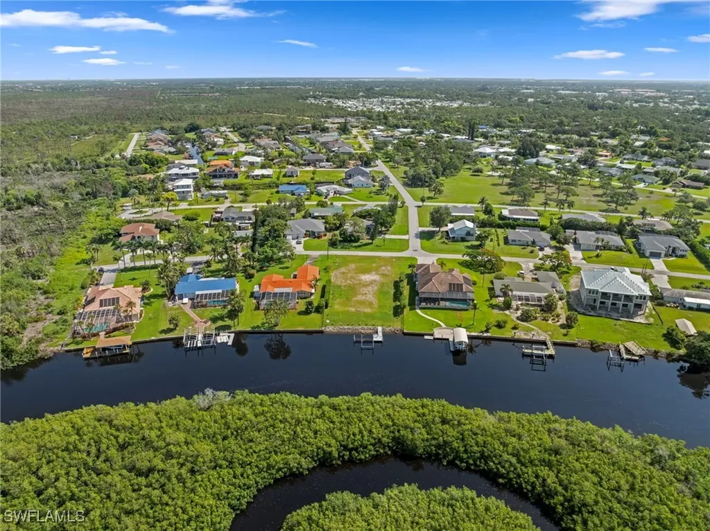 4947 Riverside Drive Estero FL 33928