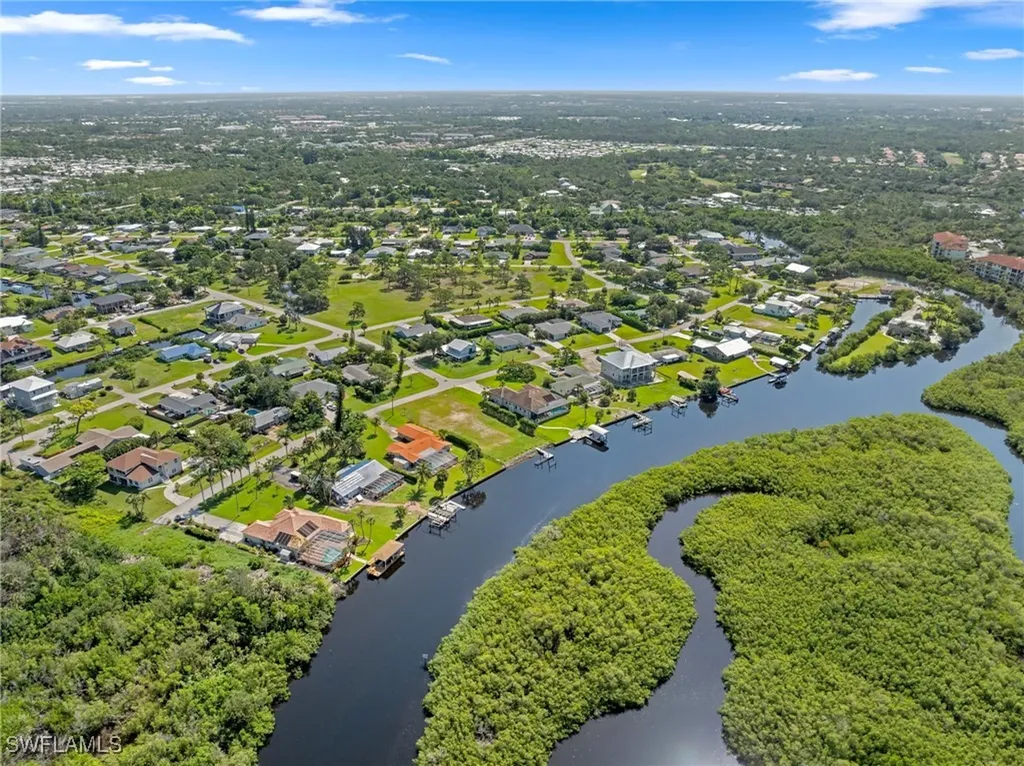 4947 Riverside Drive Estero FL 33928