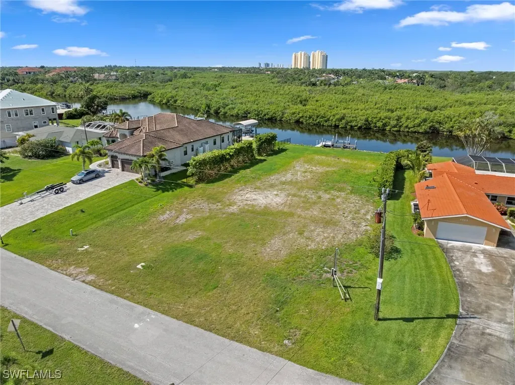 4947 Riverside Drive Estero FL 33928