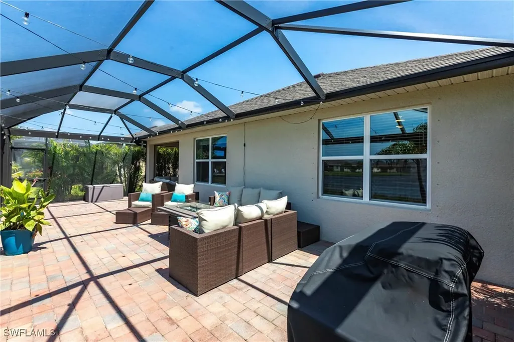 2716 Merida Lane Cape Coral FL 33909