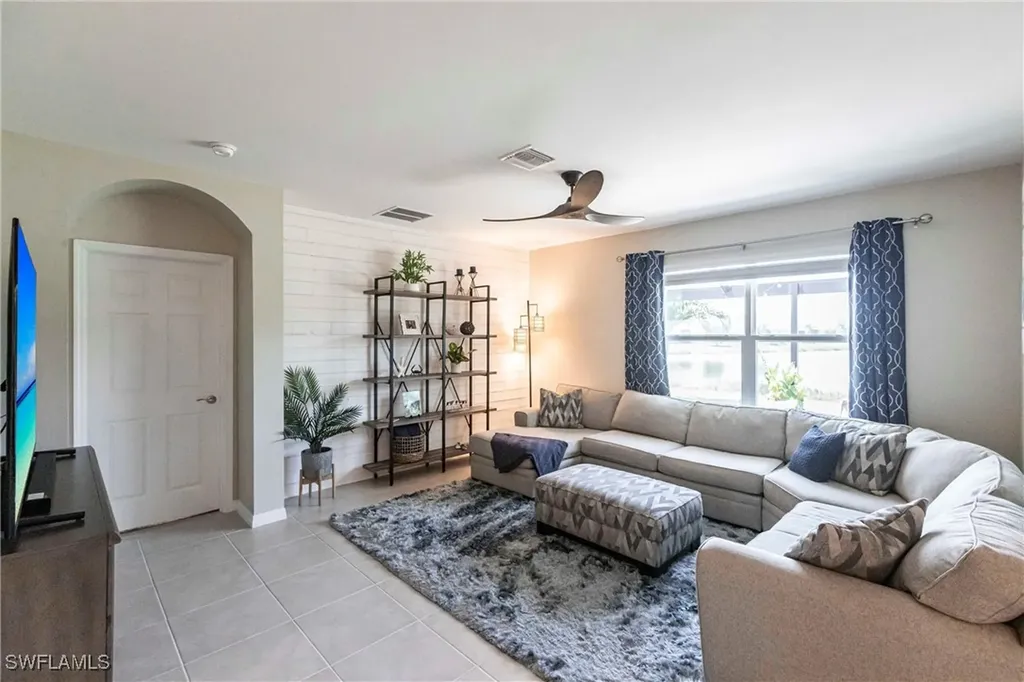 2716 Merida Lane Cape Coral FL 33909
