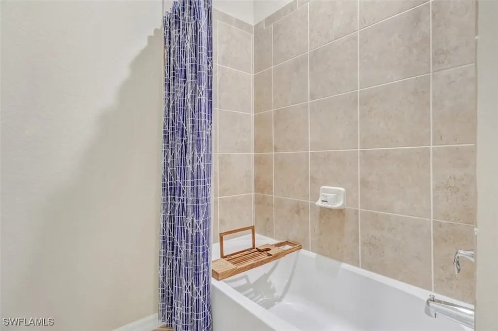 9566 Trevi Court Naples FL 34113