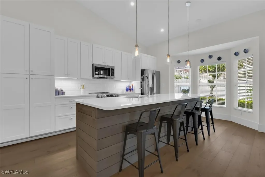 2124 Paget Circle Naples FL 34112