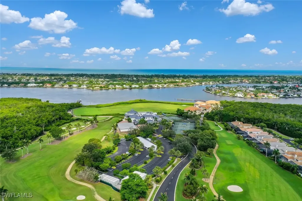 2124 Paget Circle Naples FL 34112