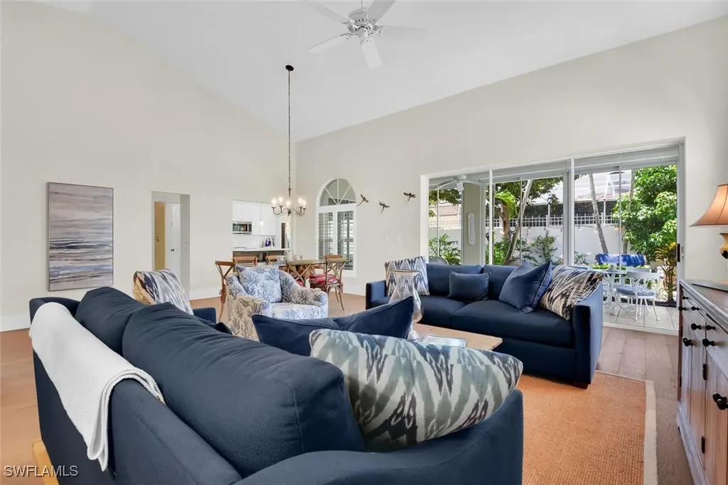 2124 Paget Circle Naples FL 34112