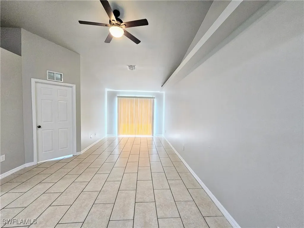 2916 SW 7th Place Cape Coral FL 33914