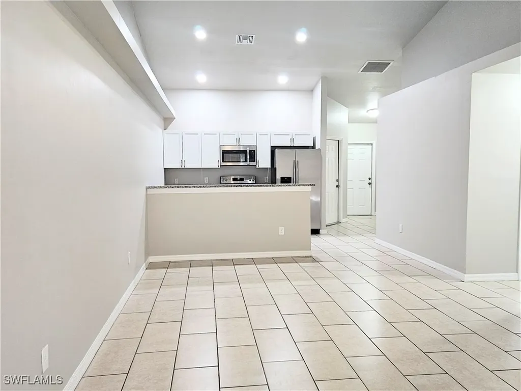 2916 SW 7th Place Cape Coral FL 33914