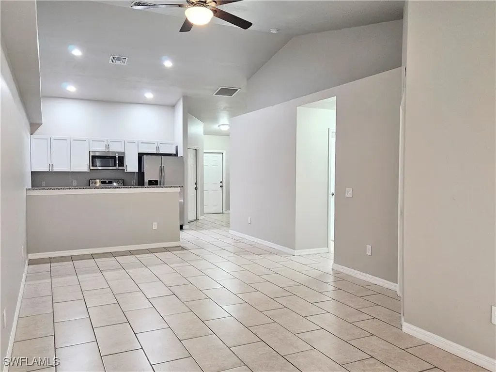 2916 SW 7th Place Cape Coral FL 33914