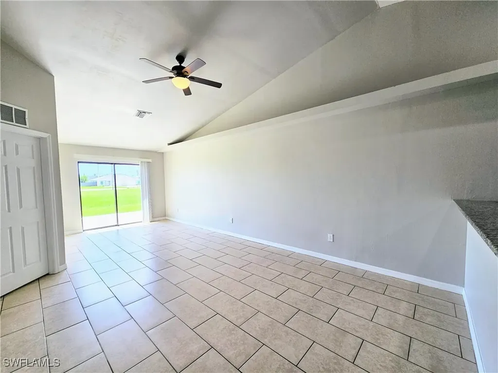 2916 SW 7th Place Cape Coral FL 33914