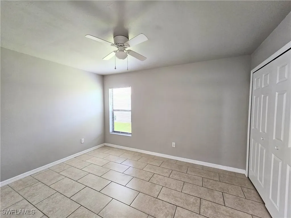 2916 SW 7th Place Cape Coral FL 33914