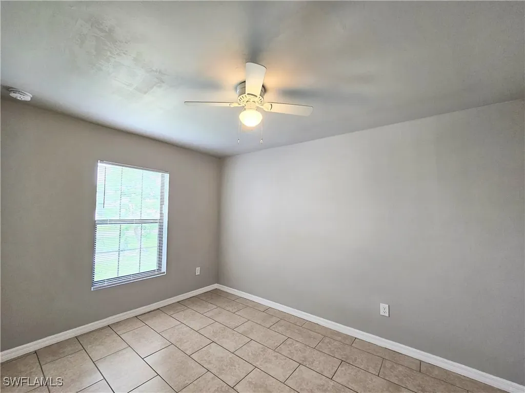 2916 SW 7th Place Cape Coral FL 33914