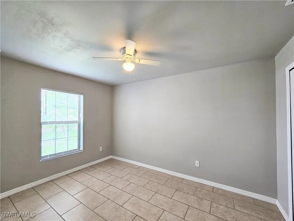 2916 SW 7th Place Cape Coral FL 33914