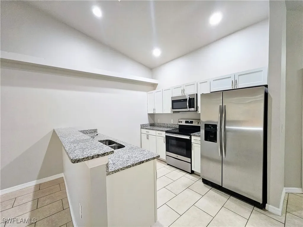 2916 SW 7th Place Cape Coral FL 33914