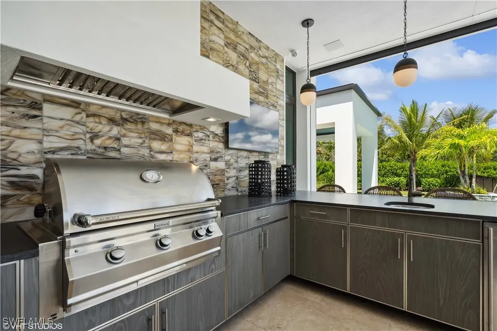 10411 Via Parma Way Miromar Lakes FL 33913