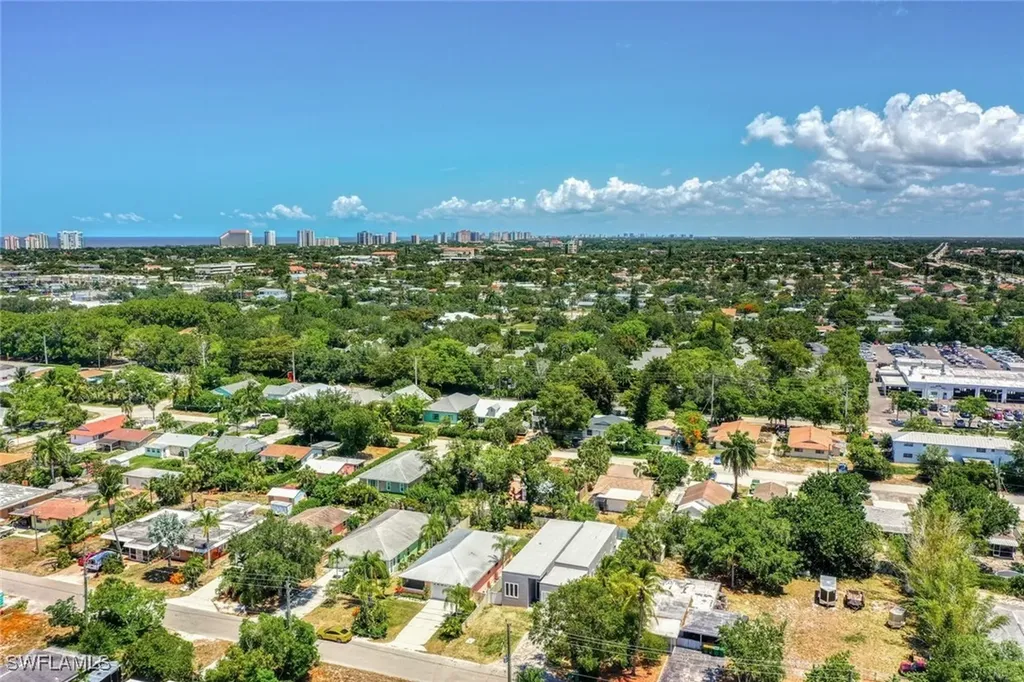 1297 Trail Terrace Drive Naples FL 34103