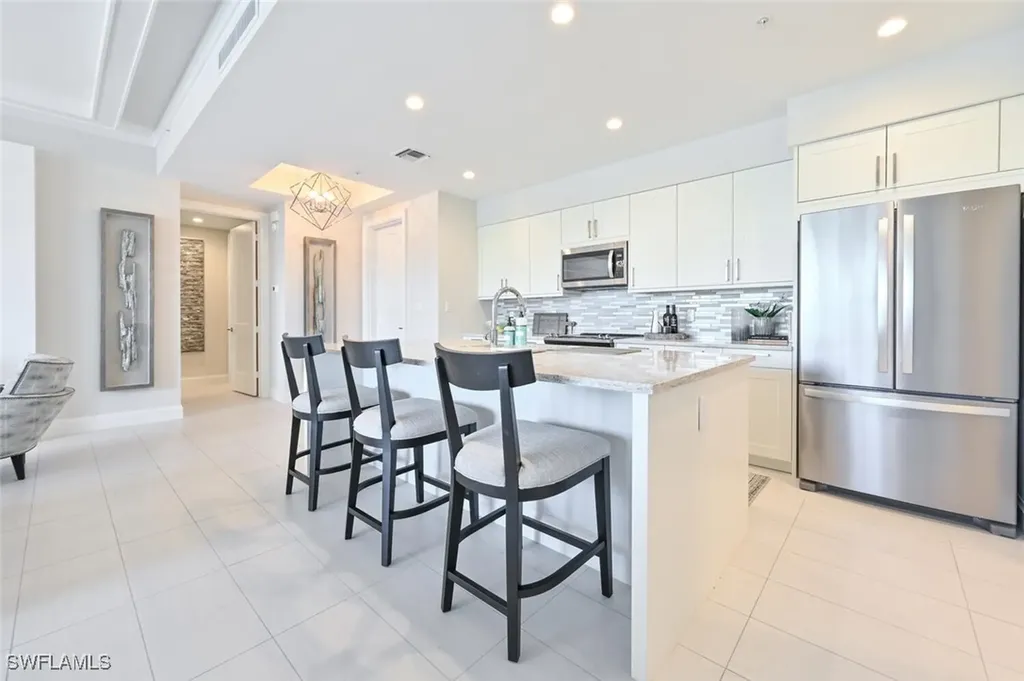 1111 Central Avenue Naples FL 34102
