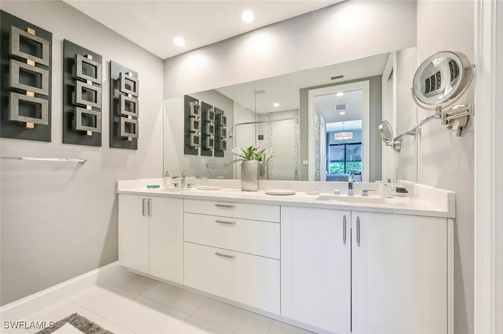 1111 Central Avenue Naples FL 34102