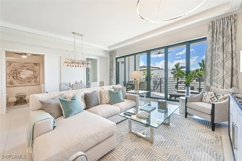 1111 Central Avenue Naples FL 34102