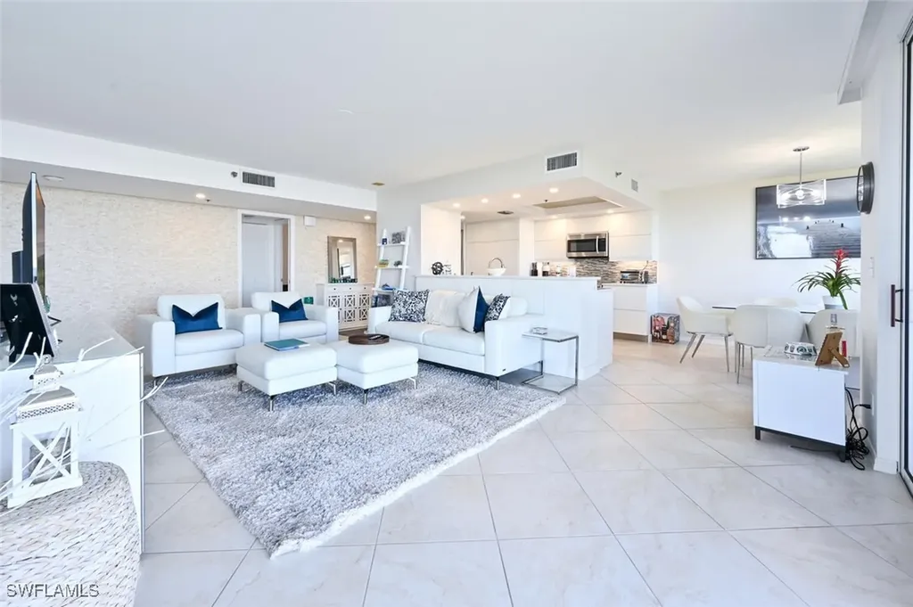5550 Heron Point Drive Naples FL 34108