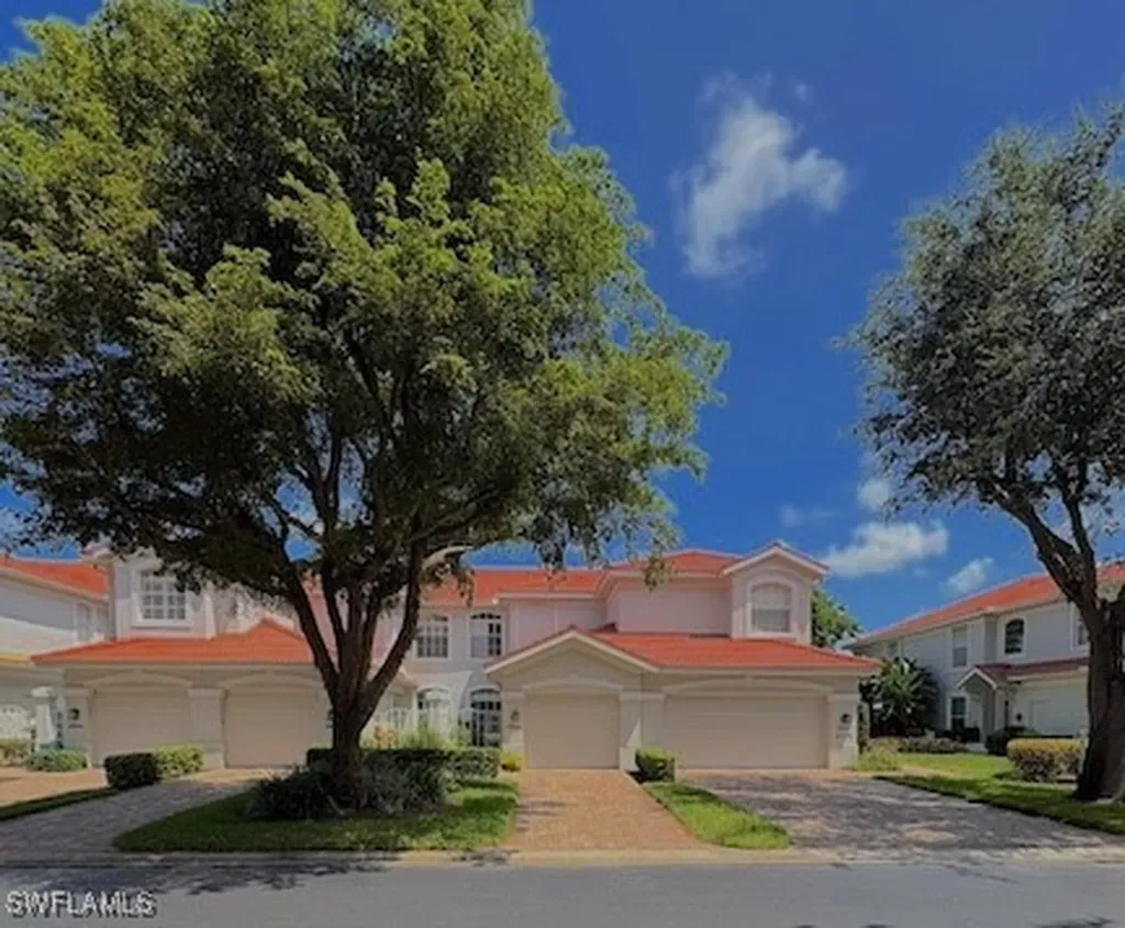 2115 Arielle Drive Naples FL 34109