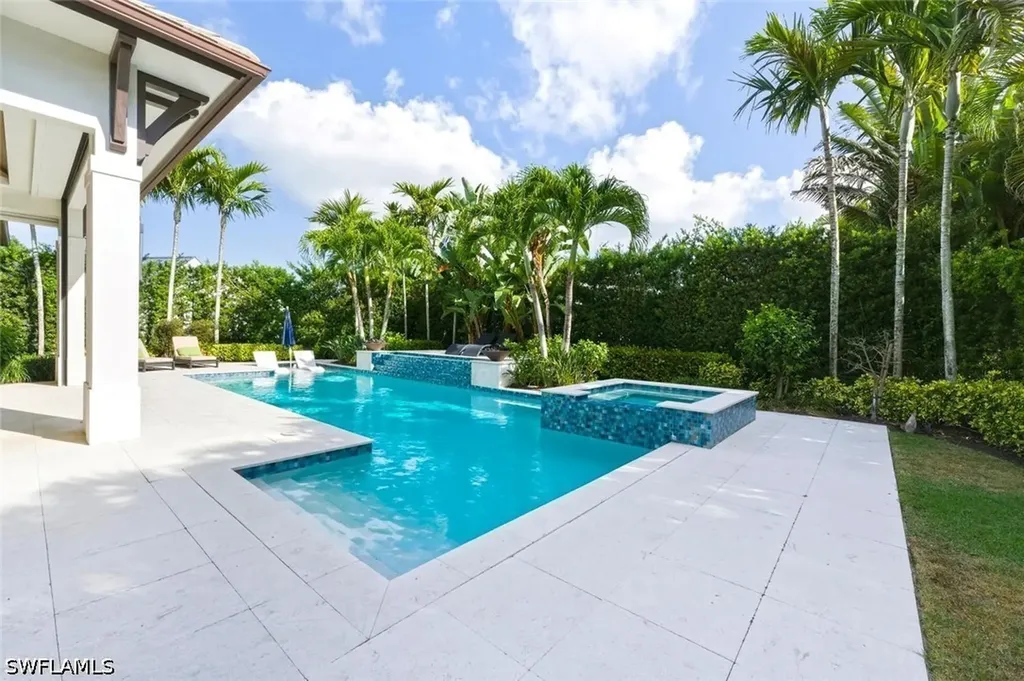 727 Buttonbush Lane Naples FL 34108