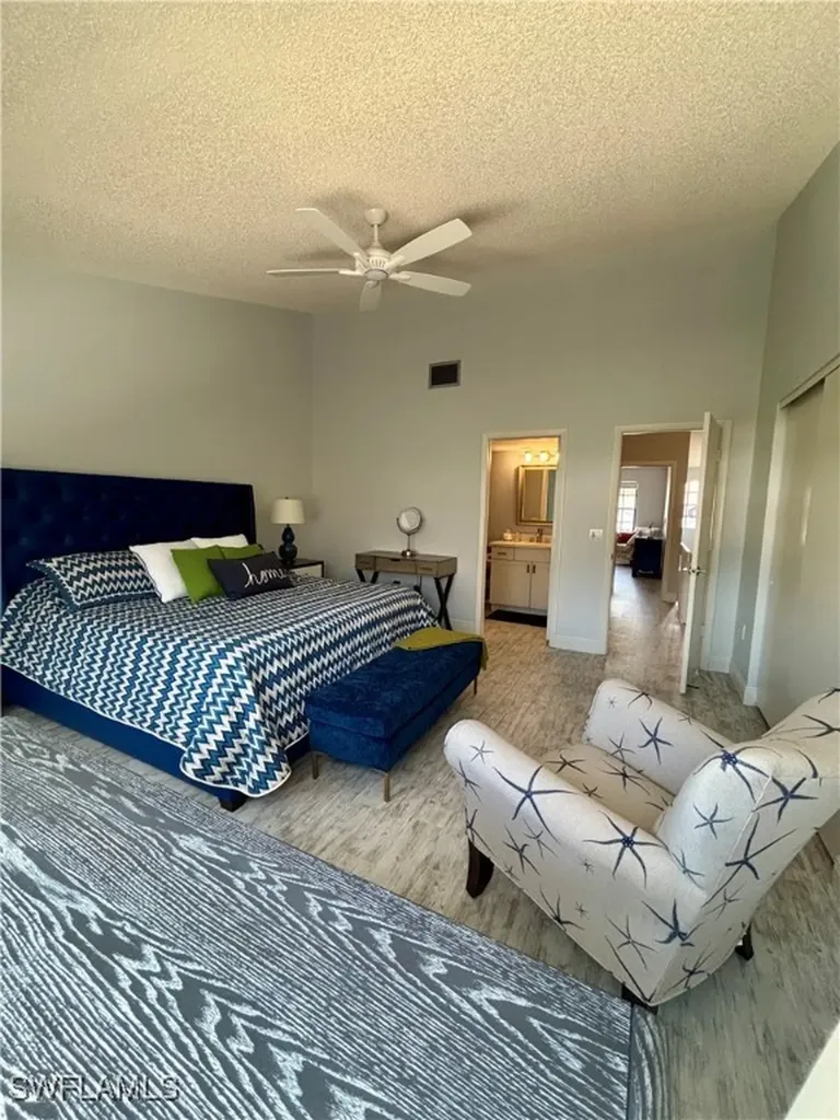 800 Meadowland Drive Naples FL 34108