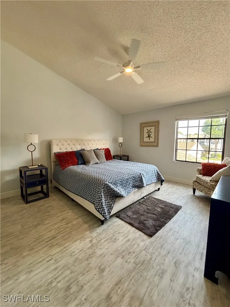 800 Meadowland Drive Naples FL 34108