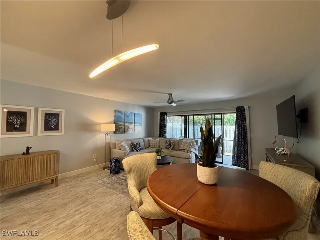 800 Meadowland Drive Naples FL 34108