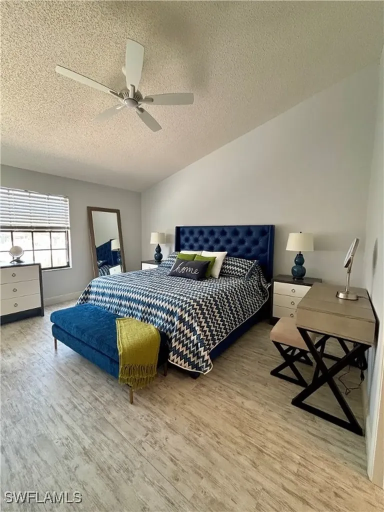 800 Meadowland Drive Naples FL 34108