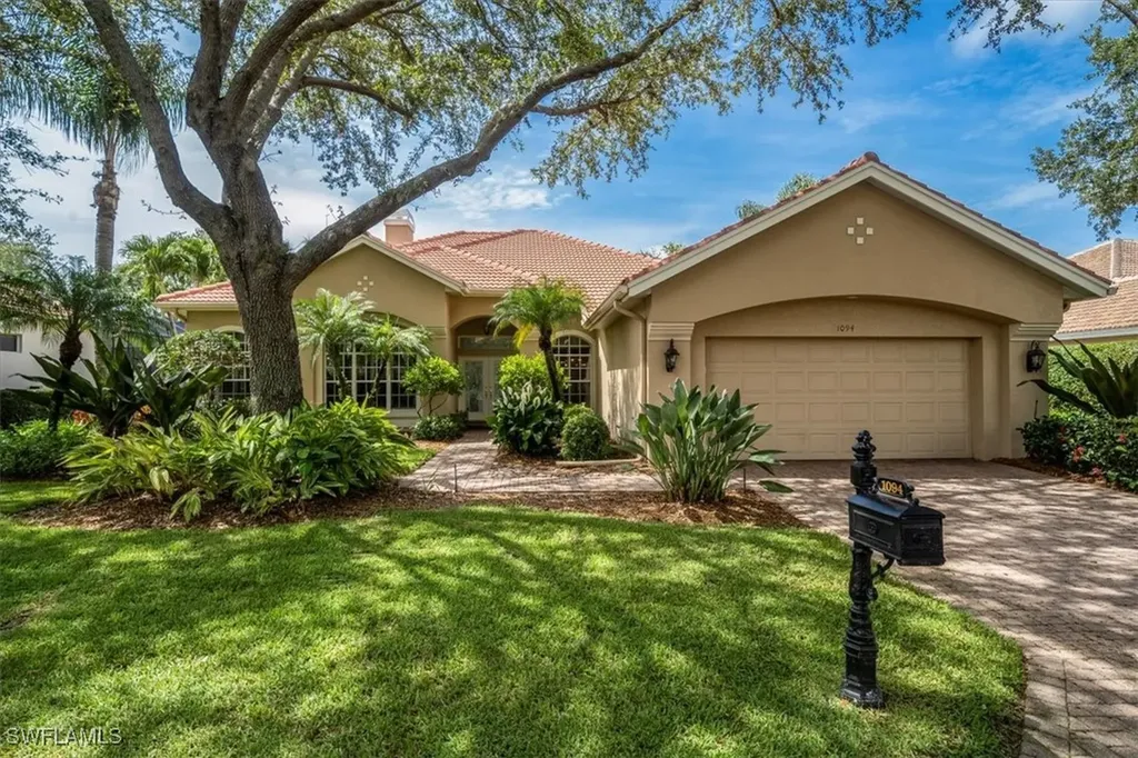 1094 Camelot Circle Naples FL 34119
