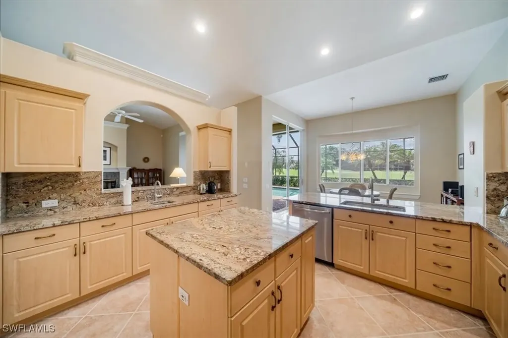 1094 Camelot Circle Naples FL 34119