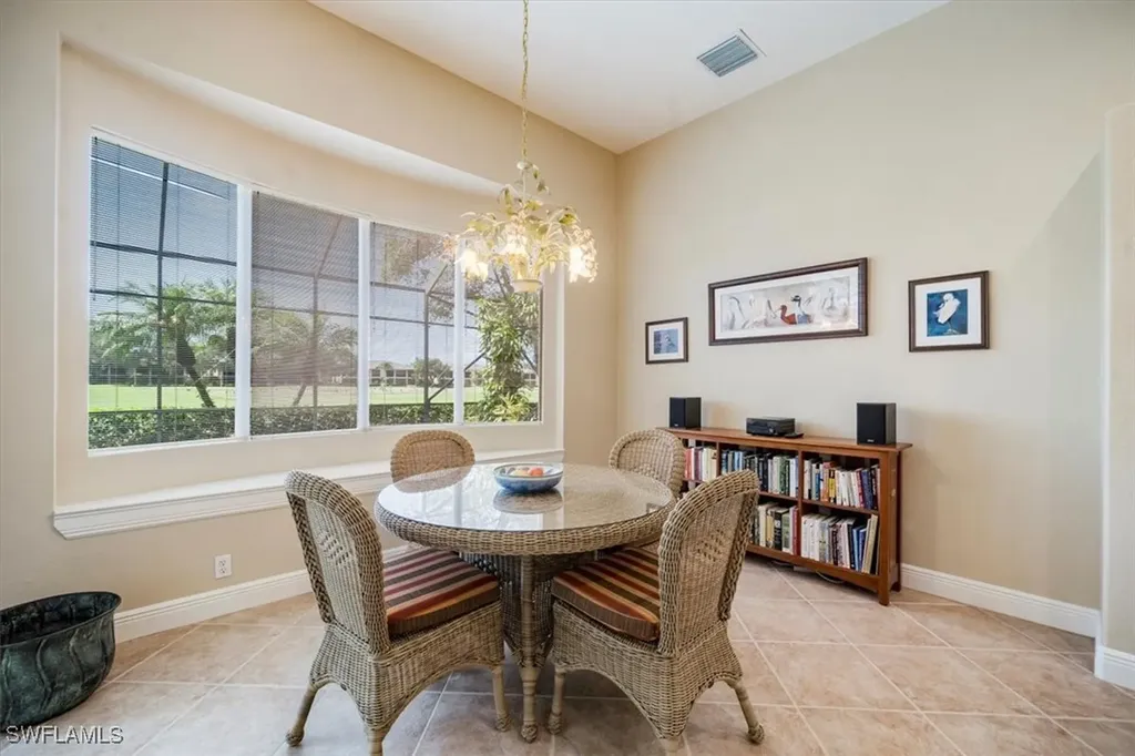 1094 Camelot Circle Naples FL 34119