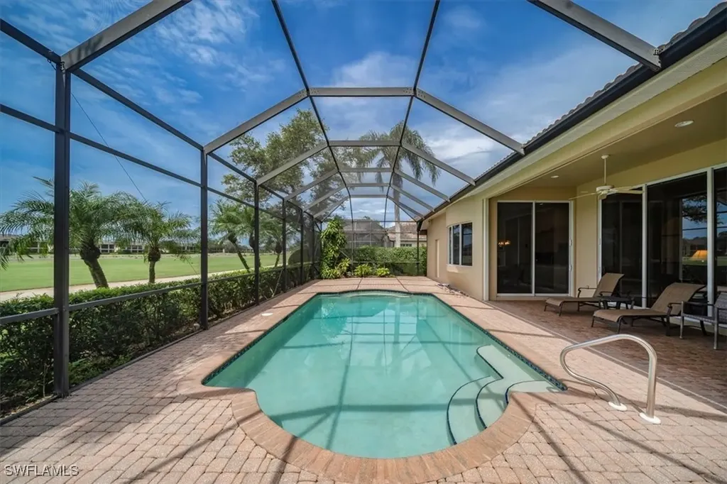 1094 Camelot Circle Naples FL 34119