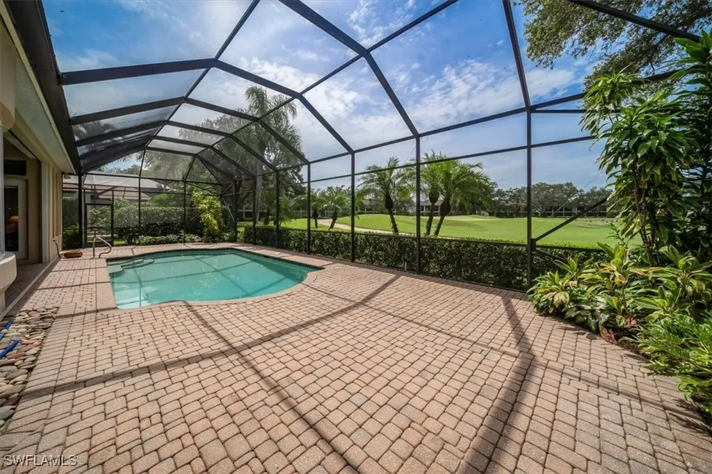 1094 Camelot Circle Naples FL 34119