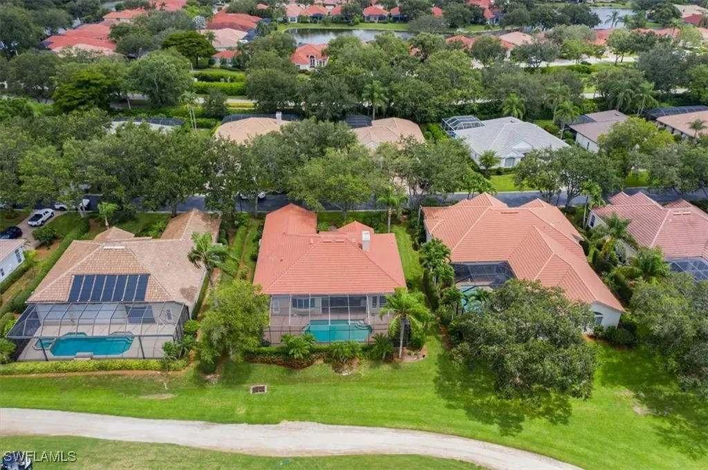 1094 Camelot Circle Naples FL 34119