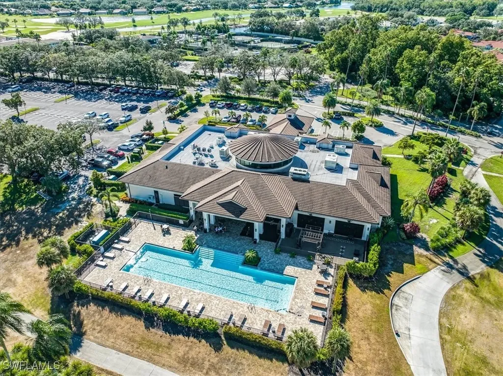 1094 Camelot Circle Naples FL 34119