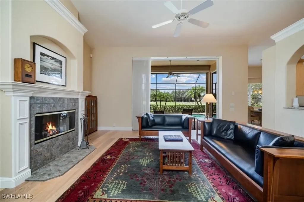1094 Camelot Circle Naples FL 34119