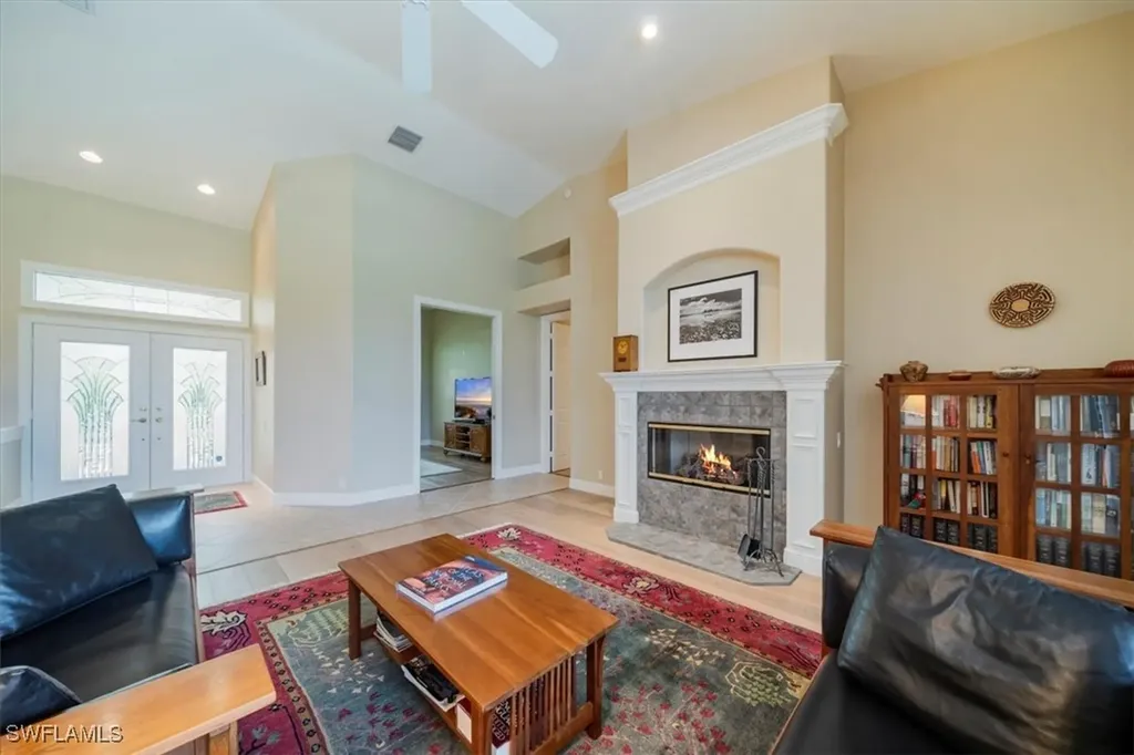 1094 Camelot Circle Naples FL 34119