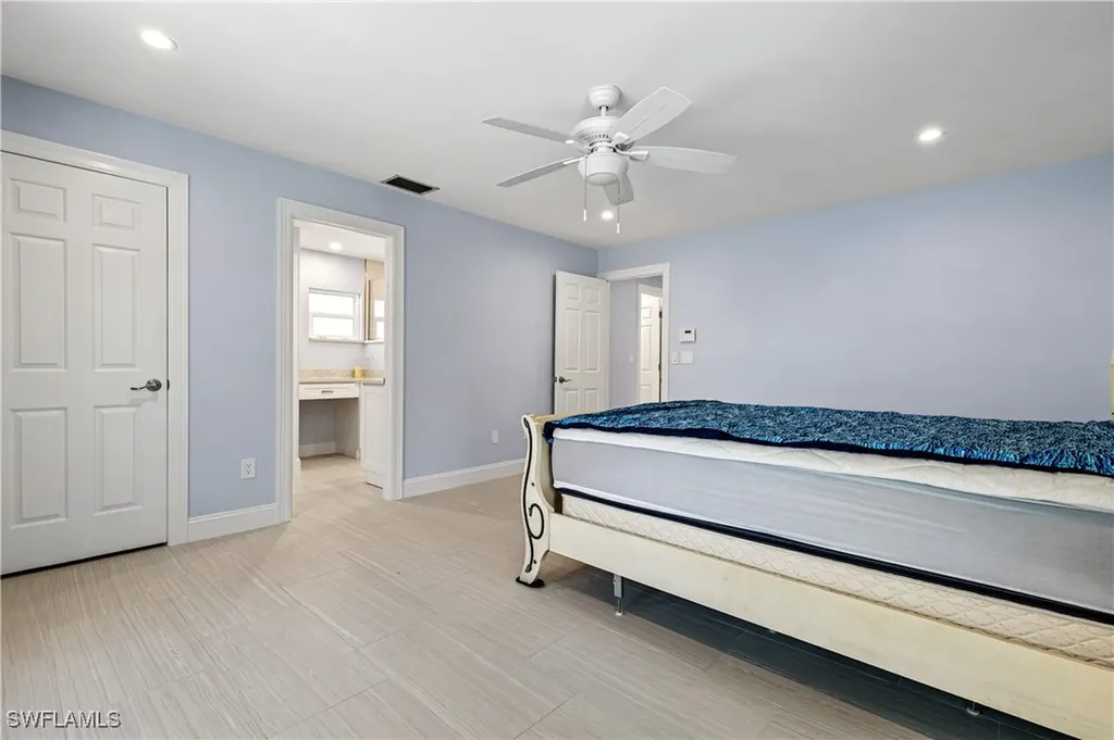 5514 SW 9th Avenue Cape Coral FL 33914