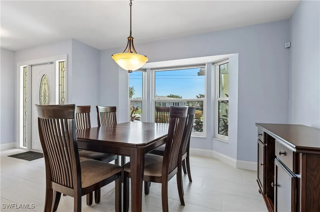 5514 SW 9th Avenue Cape Coral FL 33914