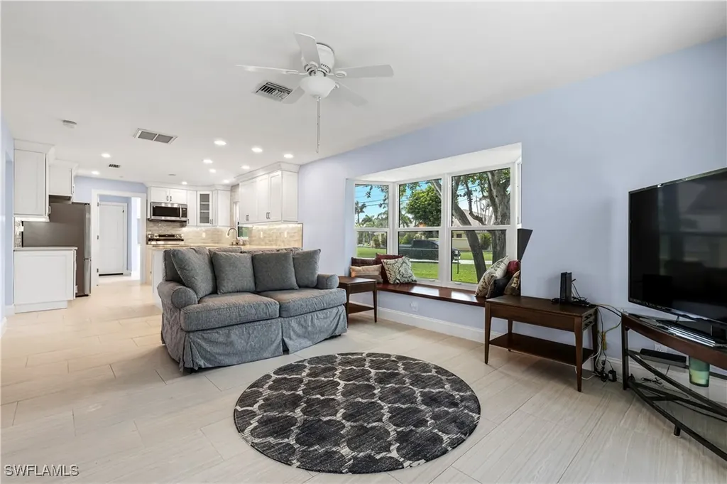 5514 SW 9th Avenue Cape Coral FL 33914