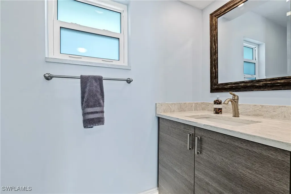 5514 SW 9th Avenue Cape Coral FL 33914