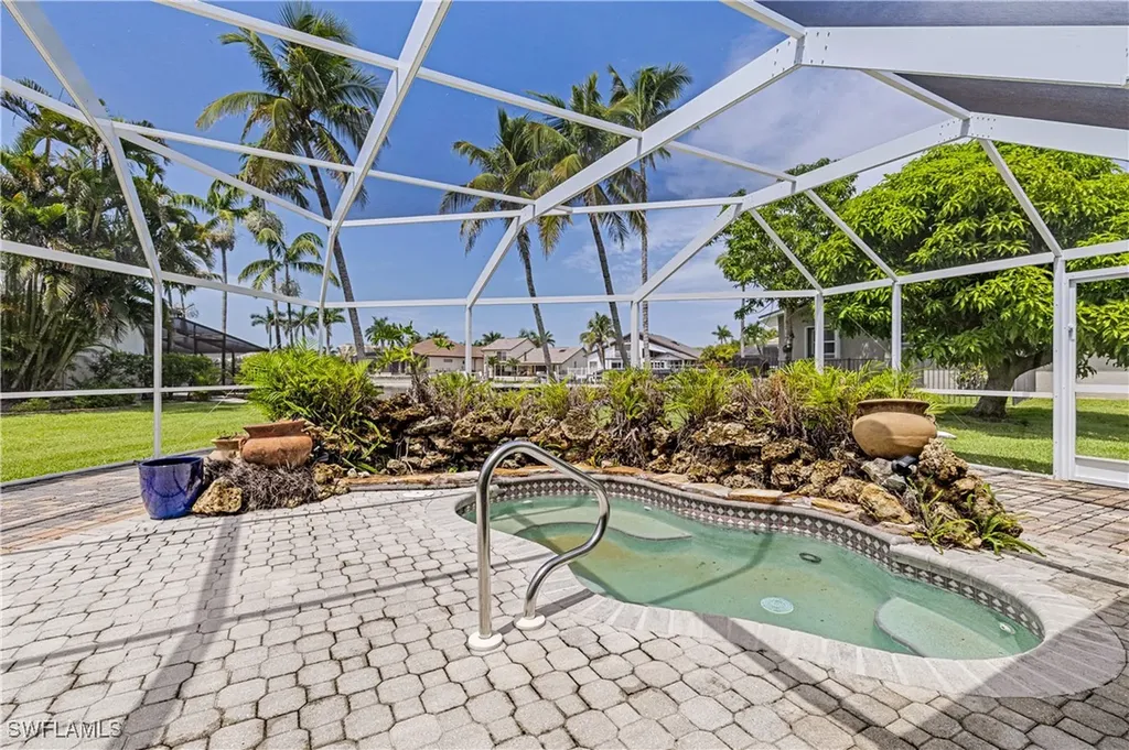 5514 SW 9th Avenue Cape Coral FL 33914