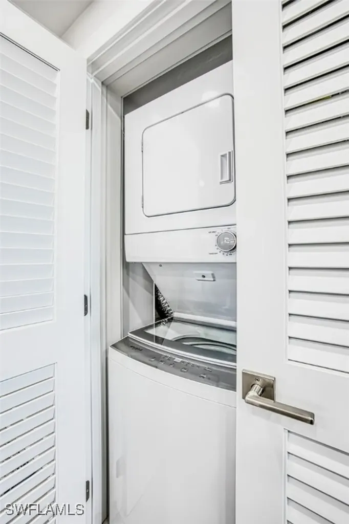 2230 Camino Del Mar Drive Sanibel FL 33957