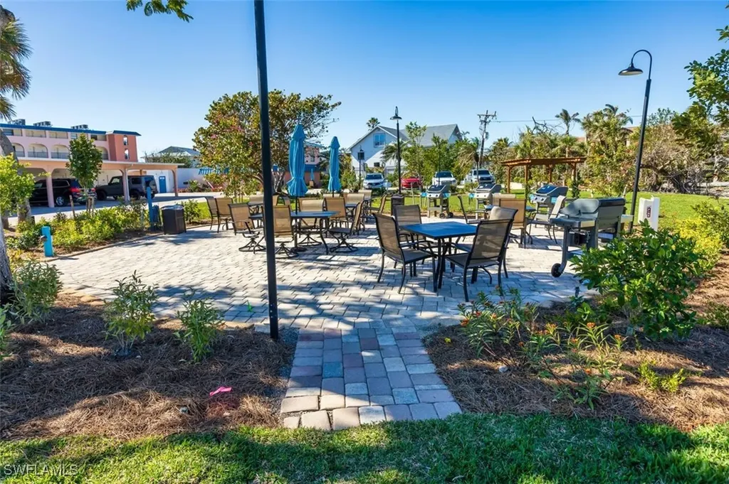 2230 Camino Del Mar Drive Sanibel FL 33957