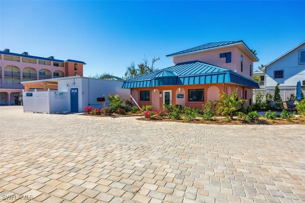 2230 Camino Del Mar Drive Sanibel FL 33957