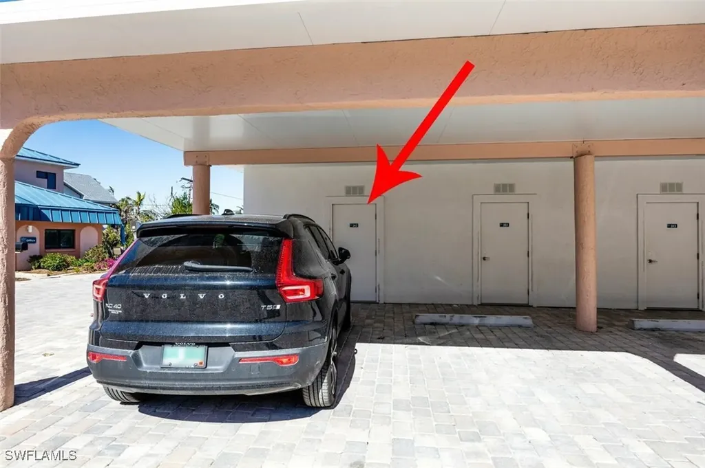 2230 Camino Del Mar Drive Sanibel FL 33957